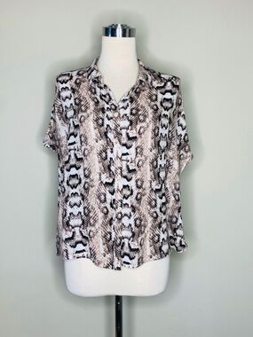 H&M Boxy Short Sleeve Snake Print Button-Down Blouse in Neutral Tones